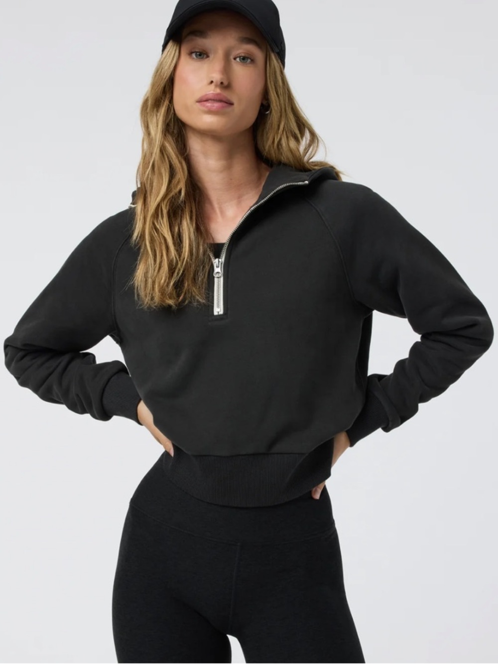 Vuori Women's Restore Relaxed Half-Zip Hoodie Washed Black Small Soft Comfy